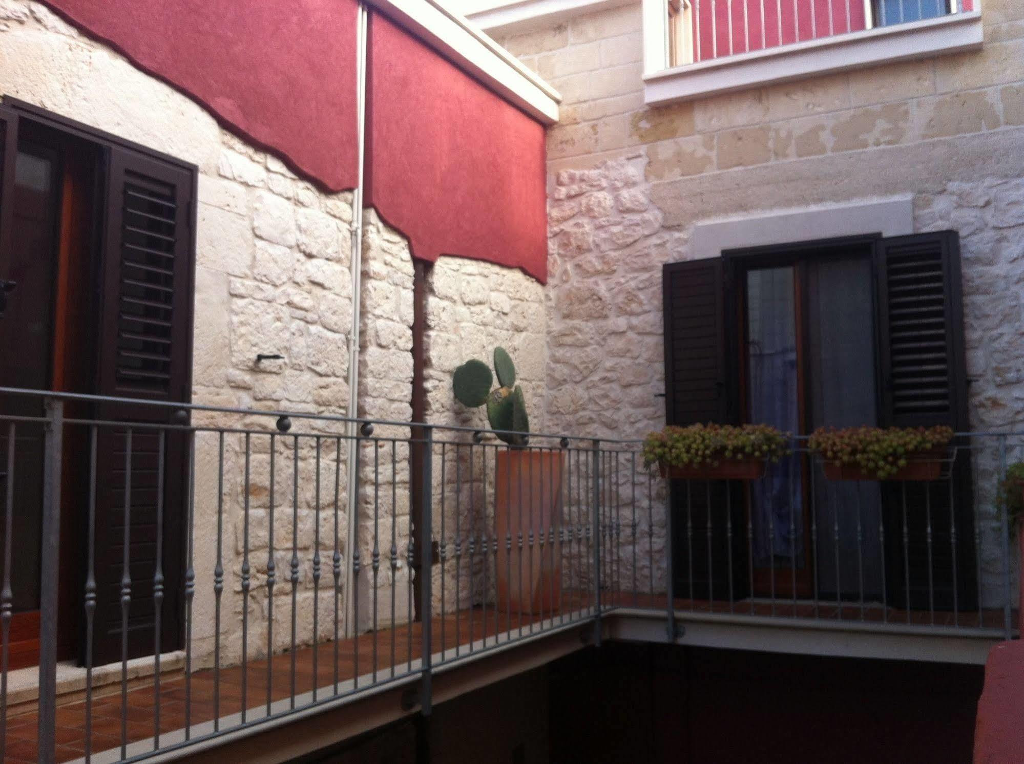 La Rosa Blu 2 Bed & Breakfast Santeramo in Colle Exterior photo